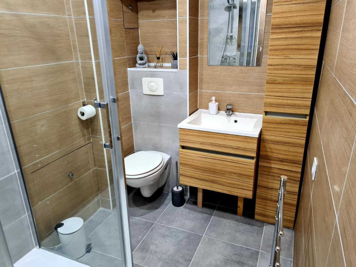 Appartement Mediterranee 150M De La Plage Canet-en-Roussillon Kültér fotó