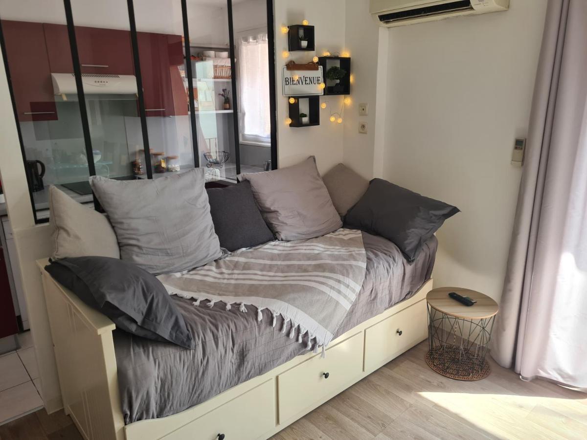 Appartement Mediterranee 150M De La Plage Canet-en-Roussillon Kültér fotó